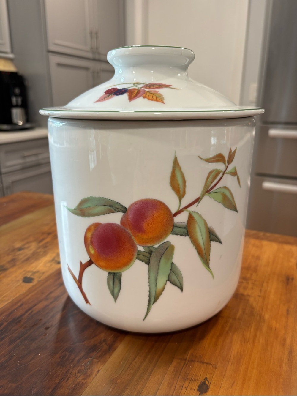 Evesham Vale 1986 Royal Worcester - Large Fruit Canister